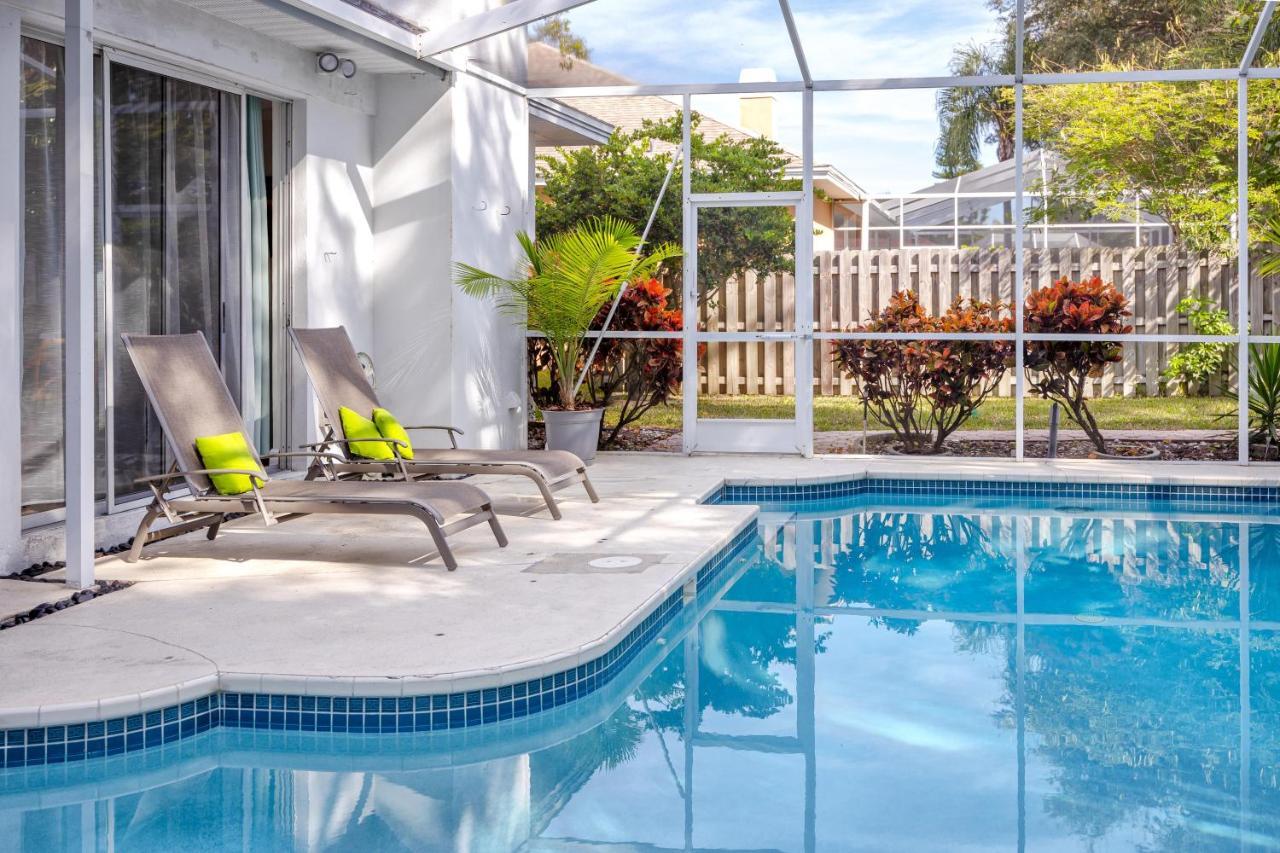 Palm Harbor Paradise - Lovely Home With Pool & Hot Tub ภายนอก รูปภาพ